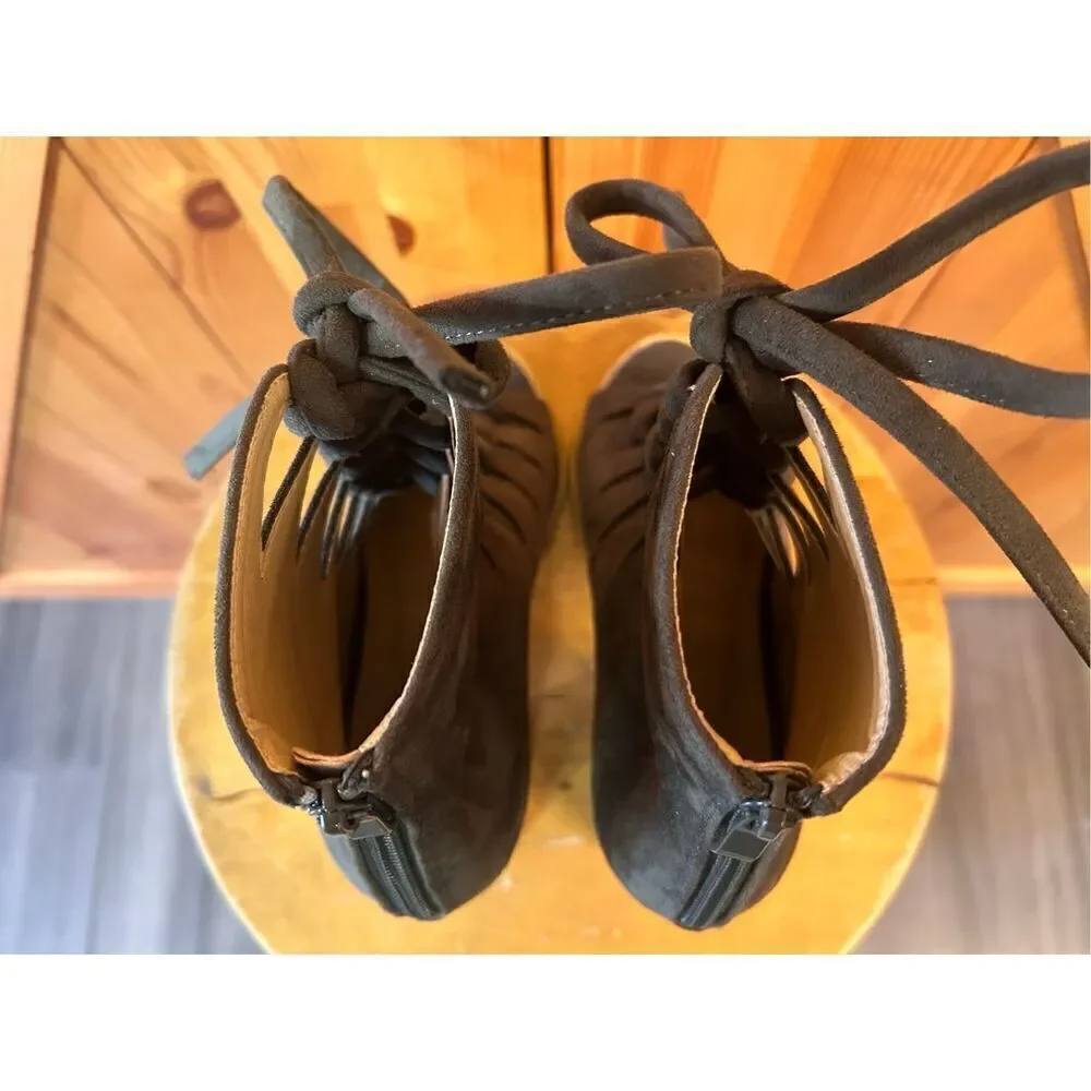 SODA Suede Laced Up Heels Olive Size 7.5